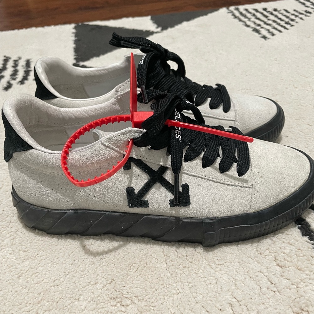Off White New Arrow Vulcanized Low-Top Suede Sneakers